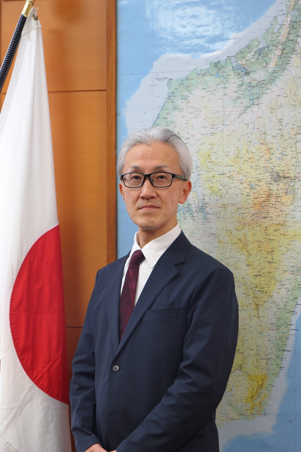 在マダガスカル大-トップページ-RIGHT-KANCHO PICTURE （在外公館長情報写真）